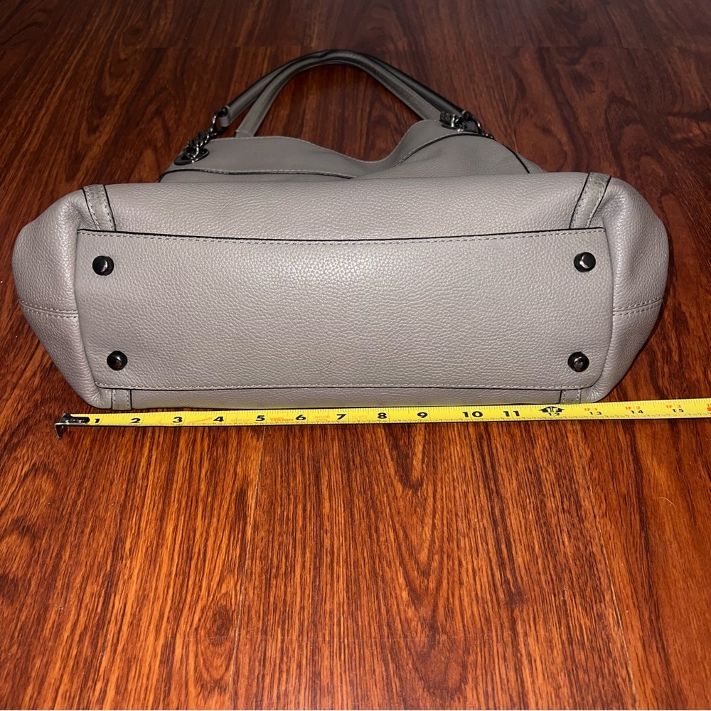 Coach Turnlock Edie Leather Shoulder Bag in Gray - Picture 3 of 13